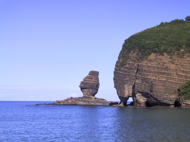 Pierced Rock, Bourail