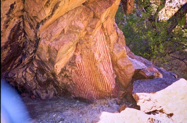 Painted rock, Terphina Gorge