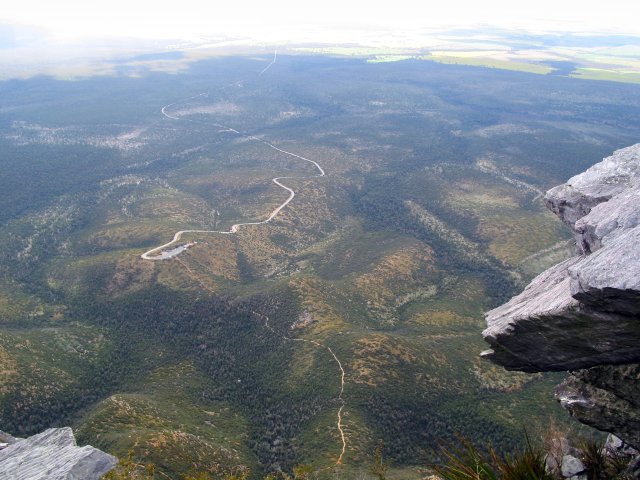 Bluff Knoll, looking downnnn