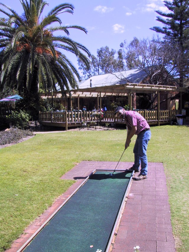 Mini-golf in Joondalup