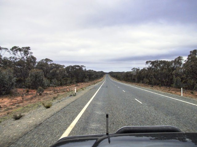 Eyre Hwy to Balladonia.  8:46am