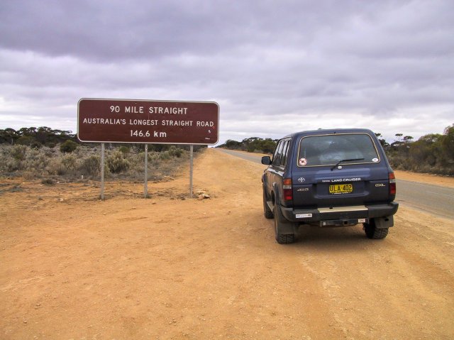 Eyre Hwy - 90 Mile Straight