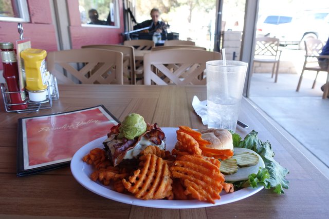 PCT.  Paradise cafe Jose burger, sans jalapeños