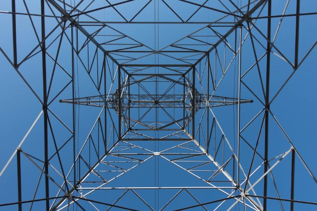 Pylon, m338