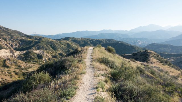 Pacific Crest Trail, cresting, m340