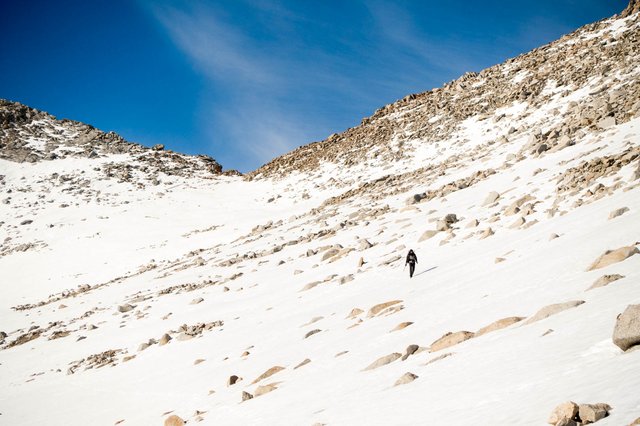 Joko coming down from the pass, m779