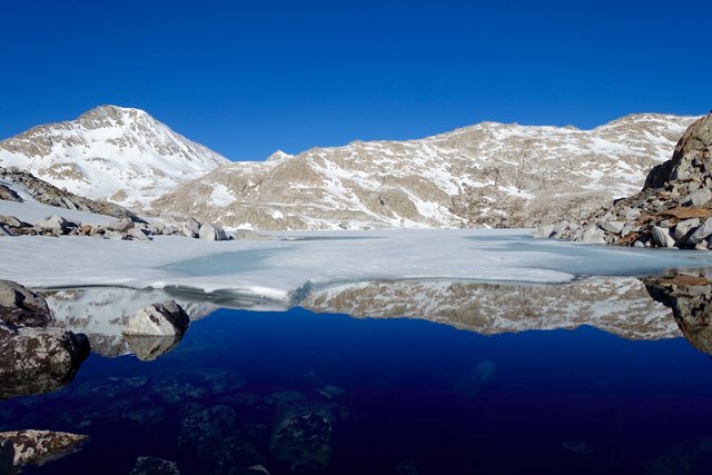 Helen Lake, m837