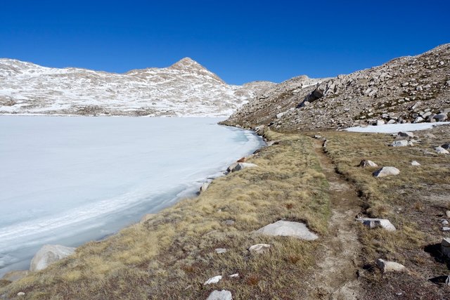 Wanda Lake shoreline, m840