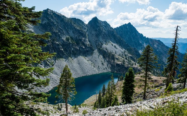 Man Eaten Lake, Marble Mountain Wilderness, California