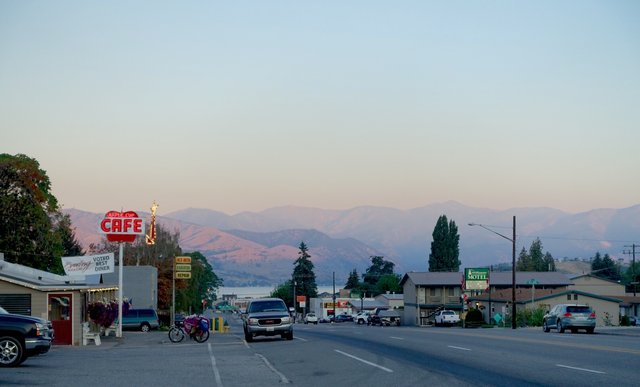 Chelan, WA.  6am