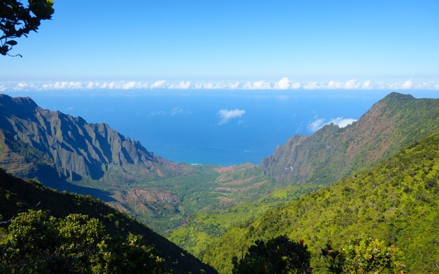 View down Na Pali coast