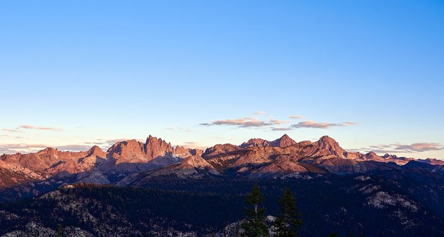 Sunrise on the Minarets