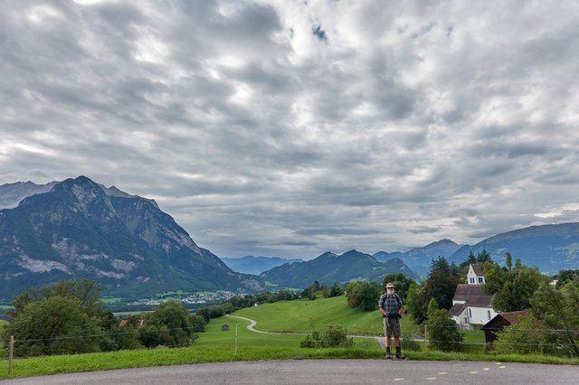 Around the mountain shoulder to Sargans