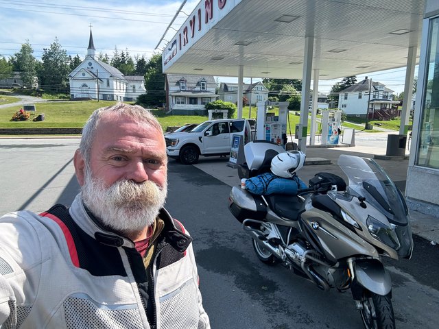 Fueling up in Sheet Harbor, NS