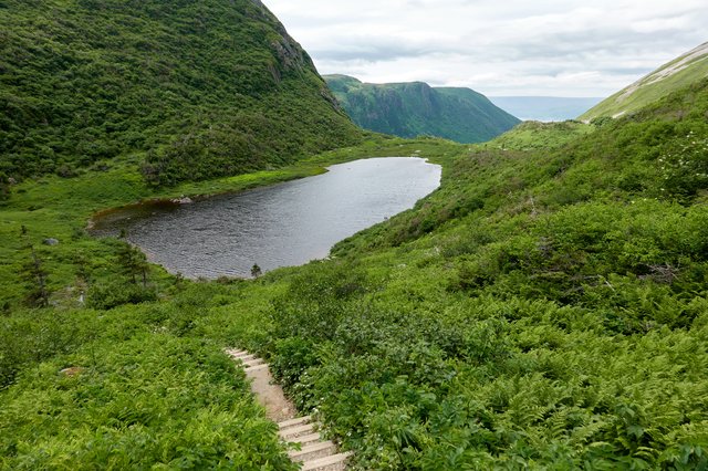 Down into Ferry Valley