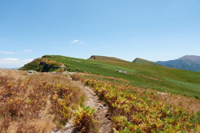 Track along the ridge