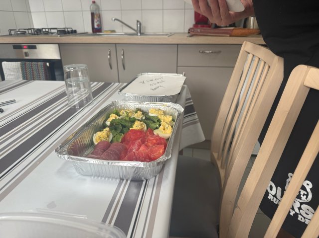 Restaurant delivered us dinner (it was closed)