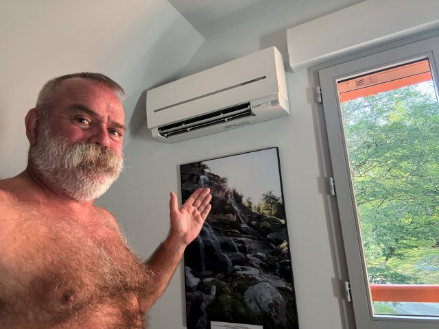 Hello aircon my old friend