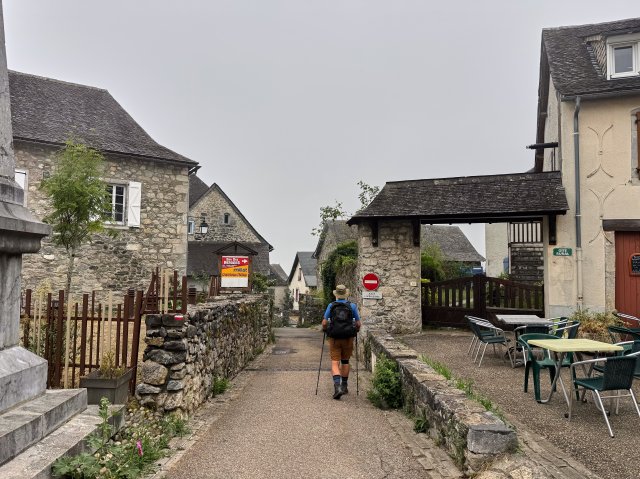 Leaving Lescun