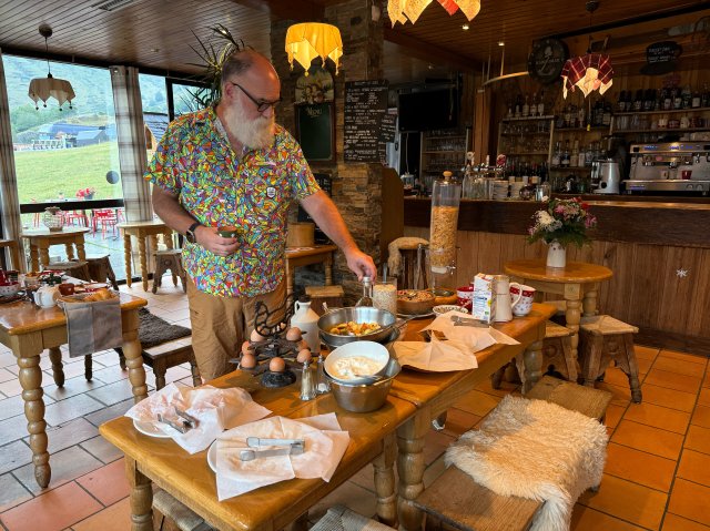 Breakfast spread