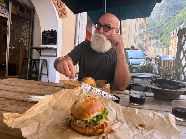 Burger nom