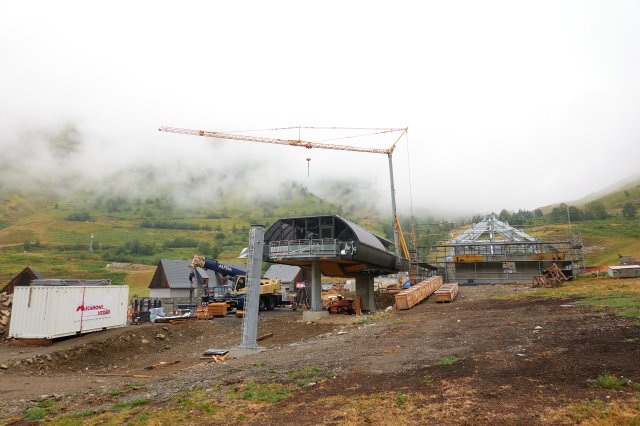 A new telecabin lift