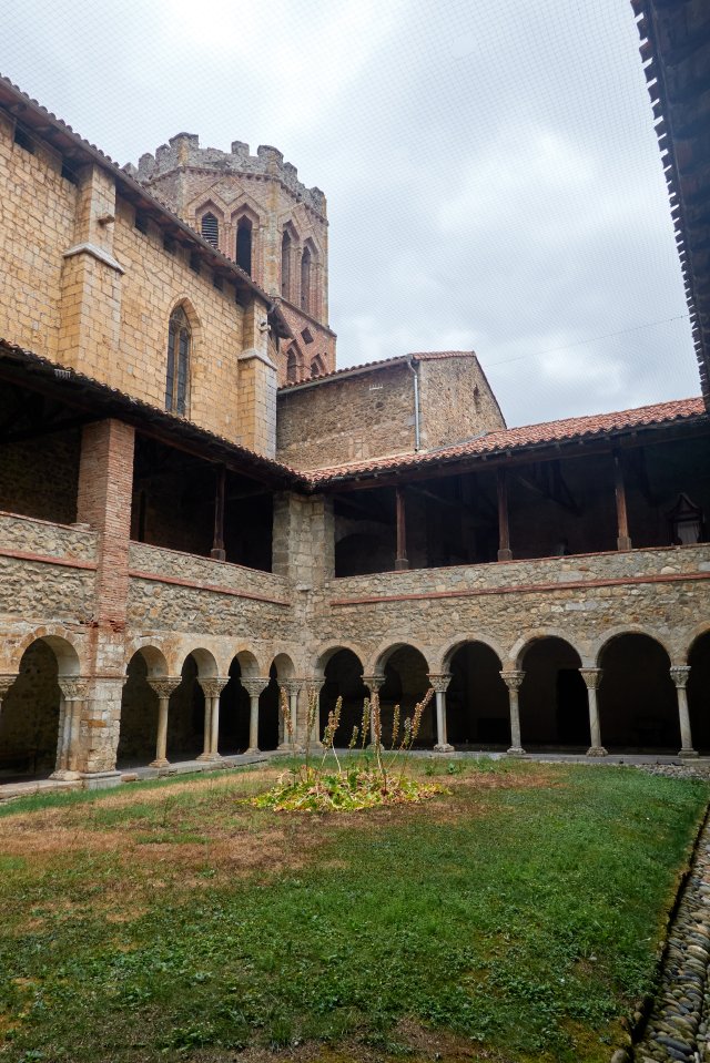 Cloister of the Sacred Acanthus