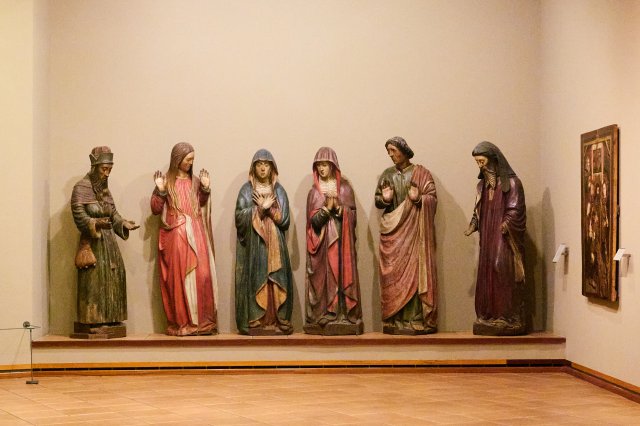 Lively sculpture